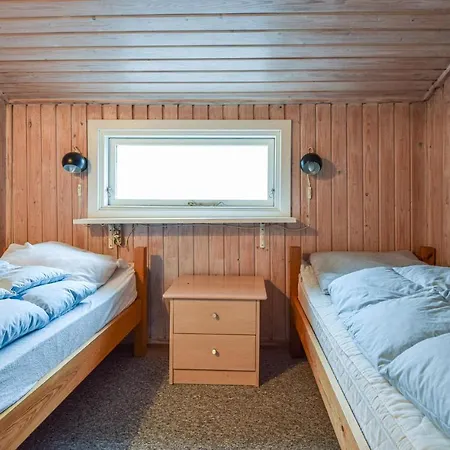 Holiday home Beautiful In W/ Wifi And 4 Bedrooms Blavand